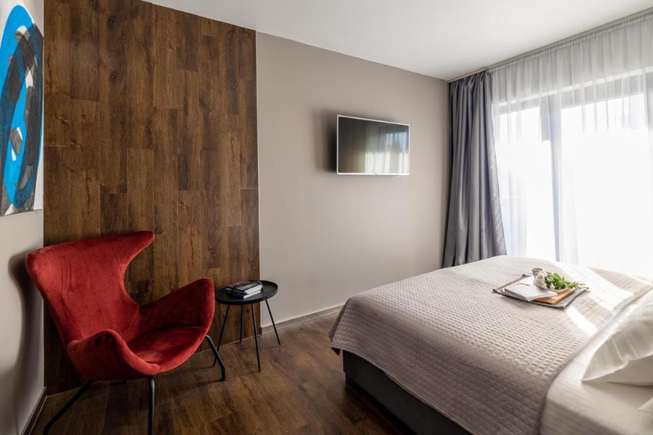 Roof 69 Rooms 斯普利特 外观 照片