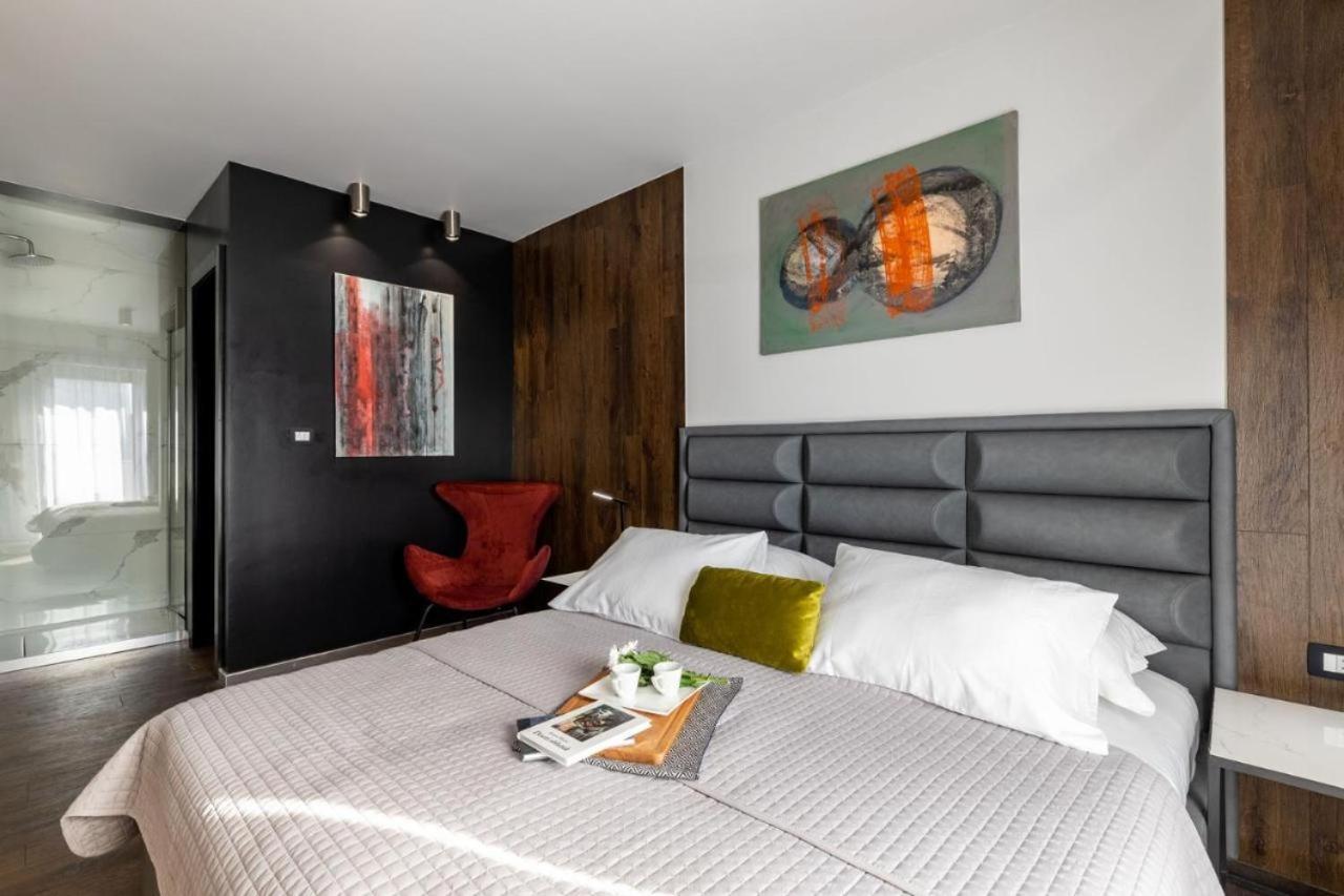 Roof 69 Rooms 斯普利特 外观 照片